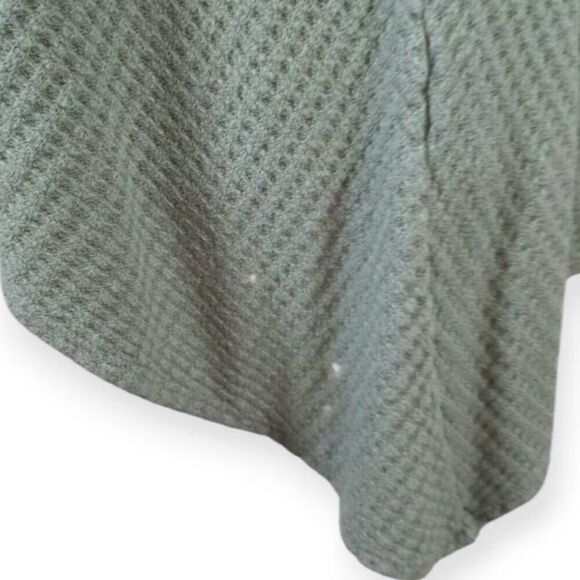 ALYA SEAFOAM GREEN WAFFLE KNIT TOP SZ.M GUC - Picture 3 of 5